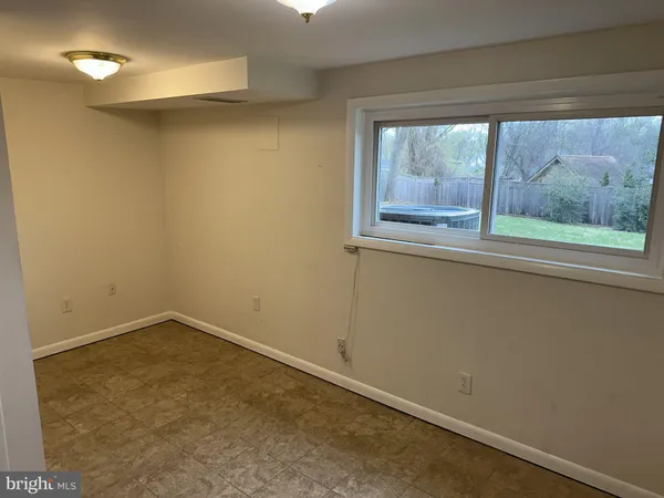 $775,000 | 7706 Bristow Drive, Annandale, VA 22003