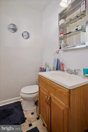 $775,000 | 7706 Bristow Drive, Annandale, VA 22003
