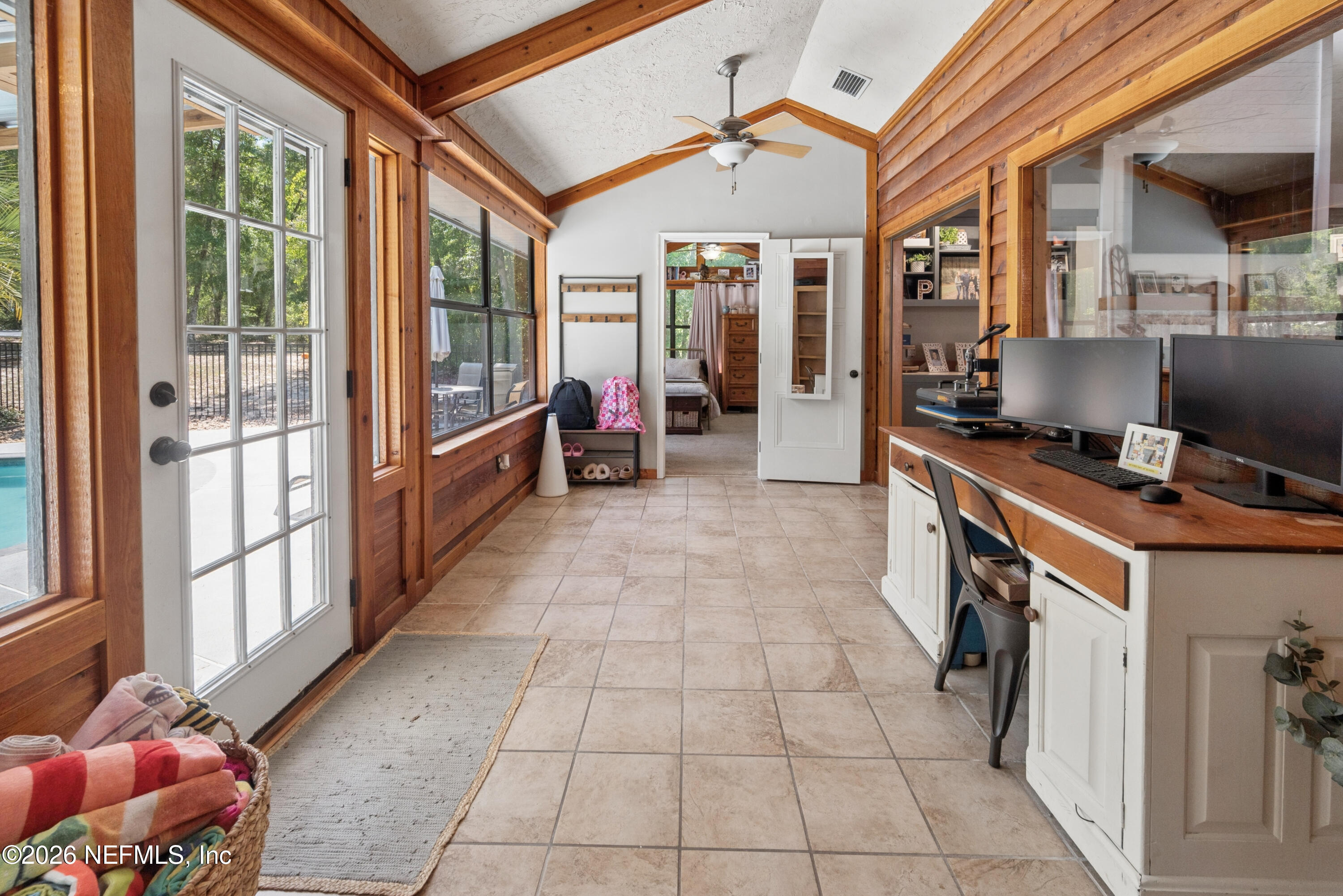 6519 Neale Road Melrose, FL 32666 - Photo 26 of 48 a lobby with furniture and window