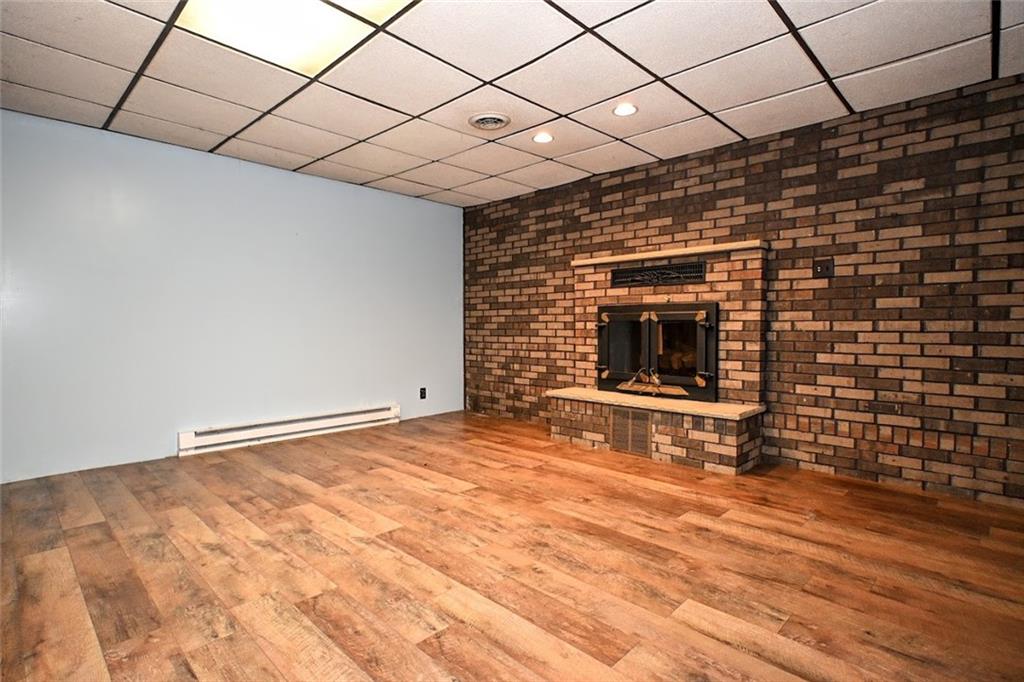 305 Upper Middletown Road Smock, PA 15480 - Photo 15 of 25
