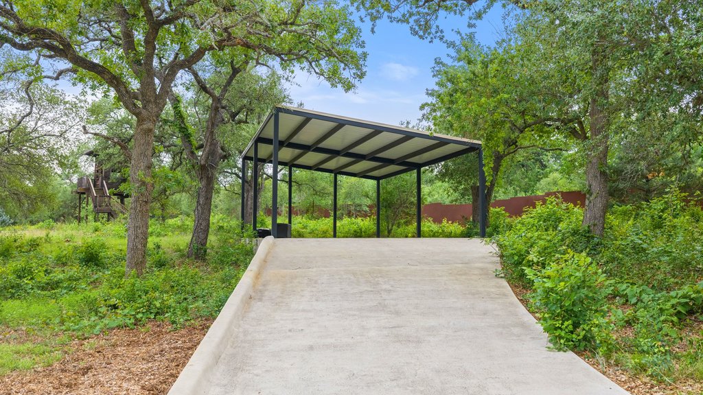 11002 Foundation Road Austin, TX 78726 - Photo 39 of 40 a view of backyard with green space