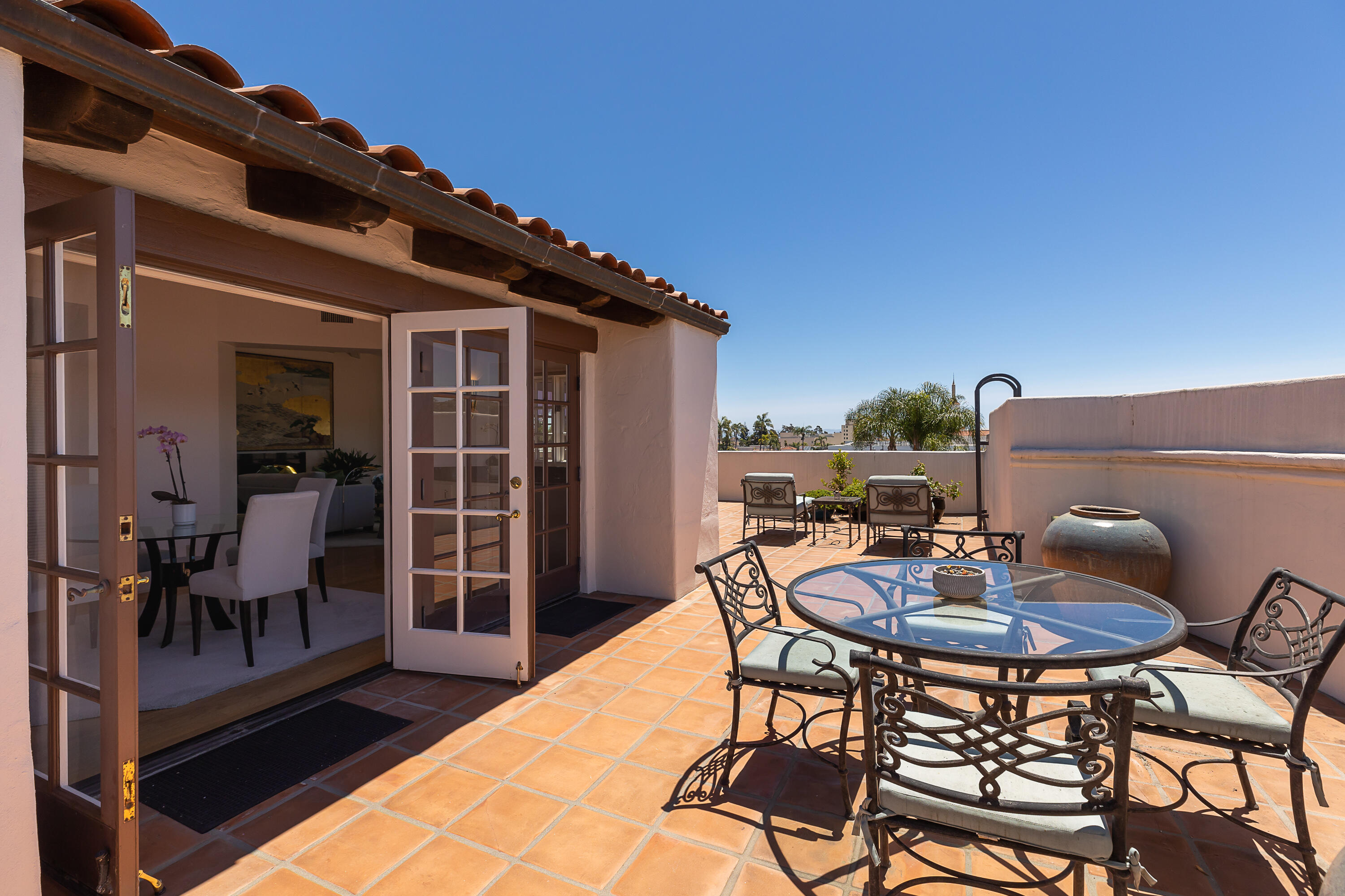 1525 State Street, Unit 306 Santa Barbara, CA 93101 - Photo 17 of 28 Patio of Dining Room