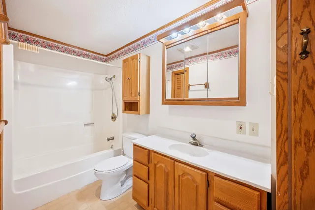 $750,000 | 15204 Highway 70, Grantsburg, WI 54840