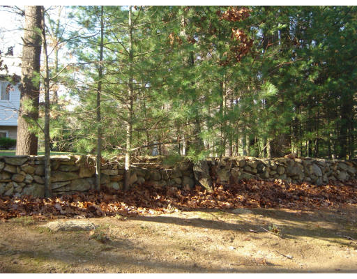 24 Rocky Road Northbridge, MA 01588 - Photo 5 of 10