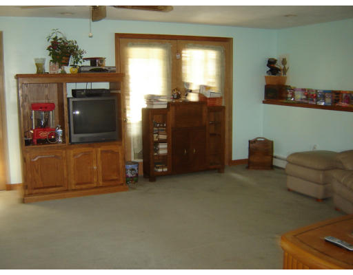 24 Rocky Road Northbridge, MA 01588 - Photo 10 of 10