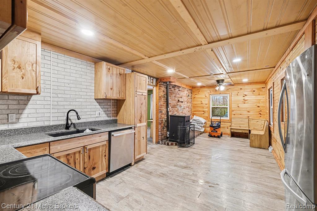 14335 North Genesee Road Clio, MI 48420 - Photo 13 of 32 Gallery Image 13