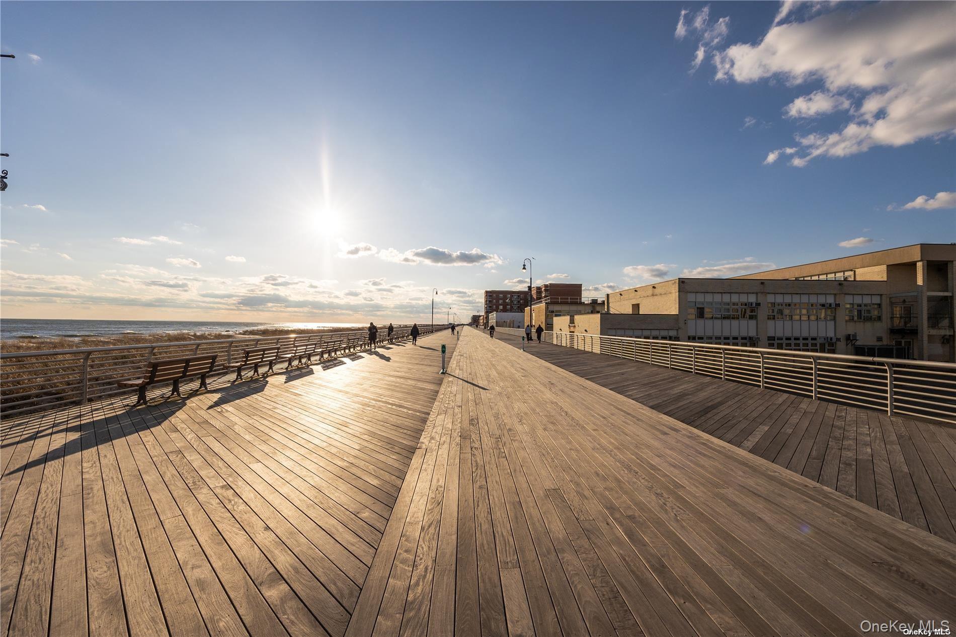 450 West Broadway, Unit 3F Long Beach, NY 11561 - Photo 22 of 23 Gallery Image 22