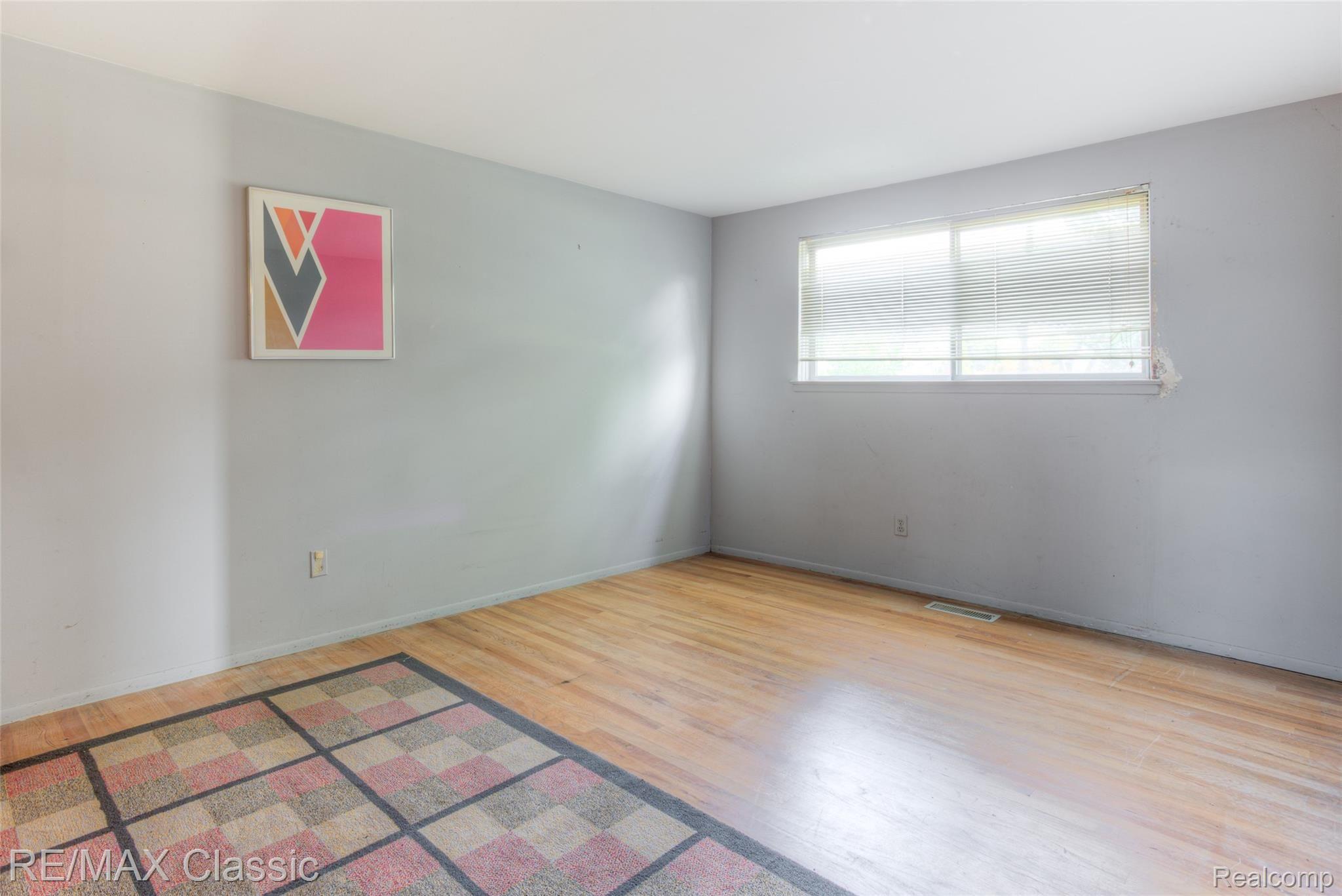 21020 Andover Road Southfield, MI 48076 - Photo 33 of 43 21020 andover interiors (32).jpg
