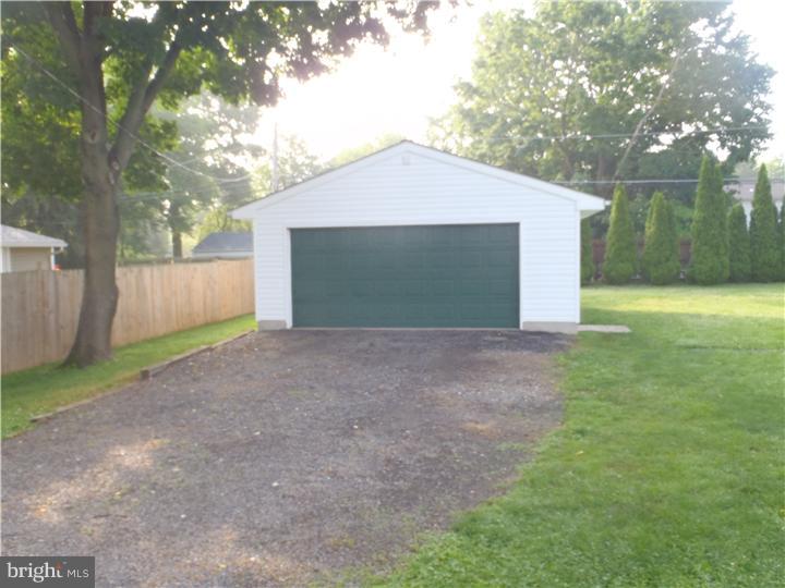 392 Clair Road Southampton, PA 18966 - Photo 11 of 16 Gallery Image 11