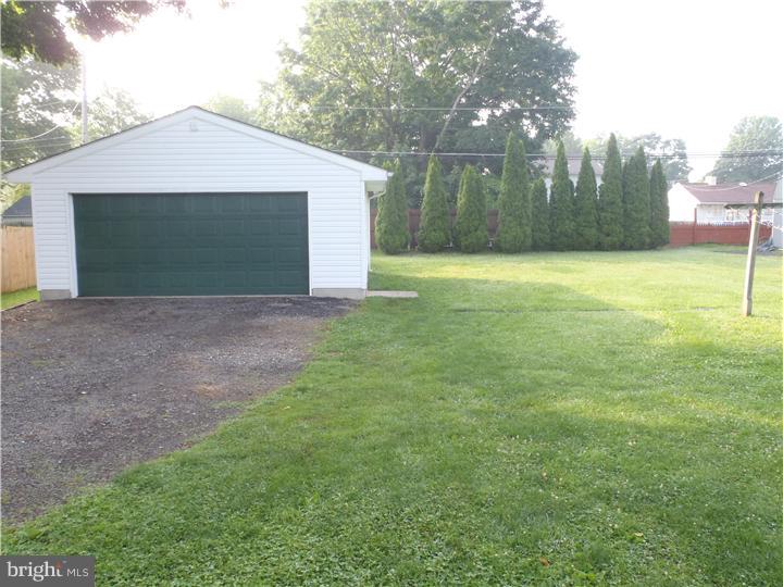 392 Clair Road Southampton, PA 18966 - Photo 12 of 16 Gallery Image 12
