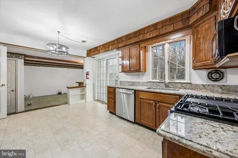 $425,000 | 34 White Birch Road, Blackwood, NJ 08012