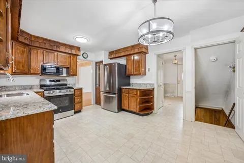 $425,000 | 34 White Birch Road, Blackwood, NJ 08012