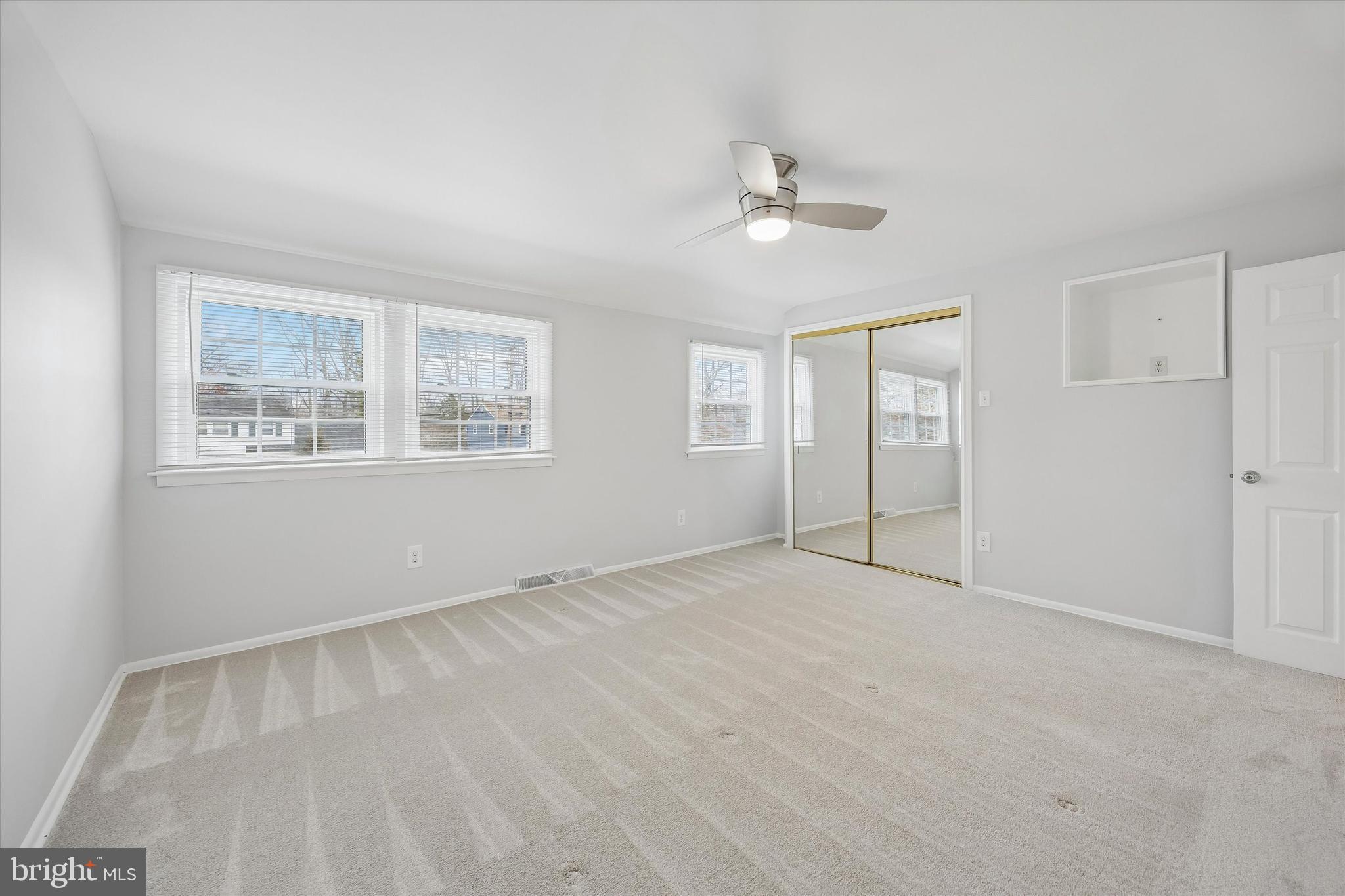 34 White Birch Road Blackwood, NJ 08012 - Photo 24 of 39 Primary bedroom