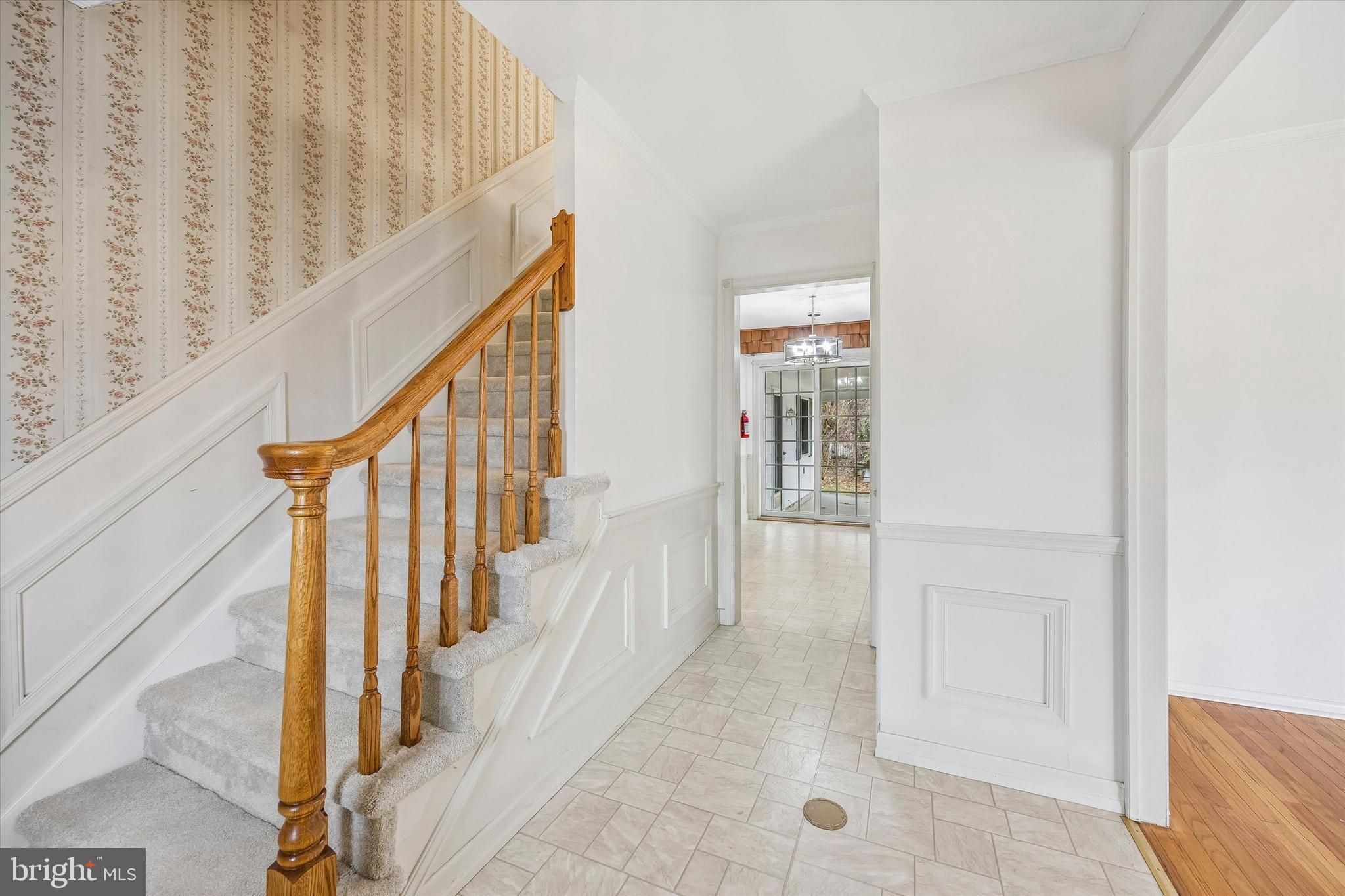 34 White Birch Road Blackwood, NJ 08012 - Photo 6 of 39 Freshly painted first floor