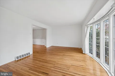 $425,000 | 34 White Birch Road, Blackwood, NJ 08012