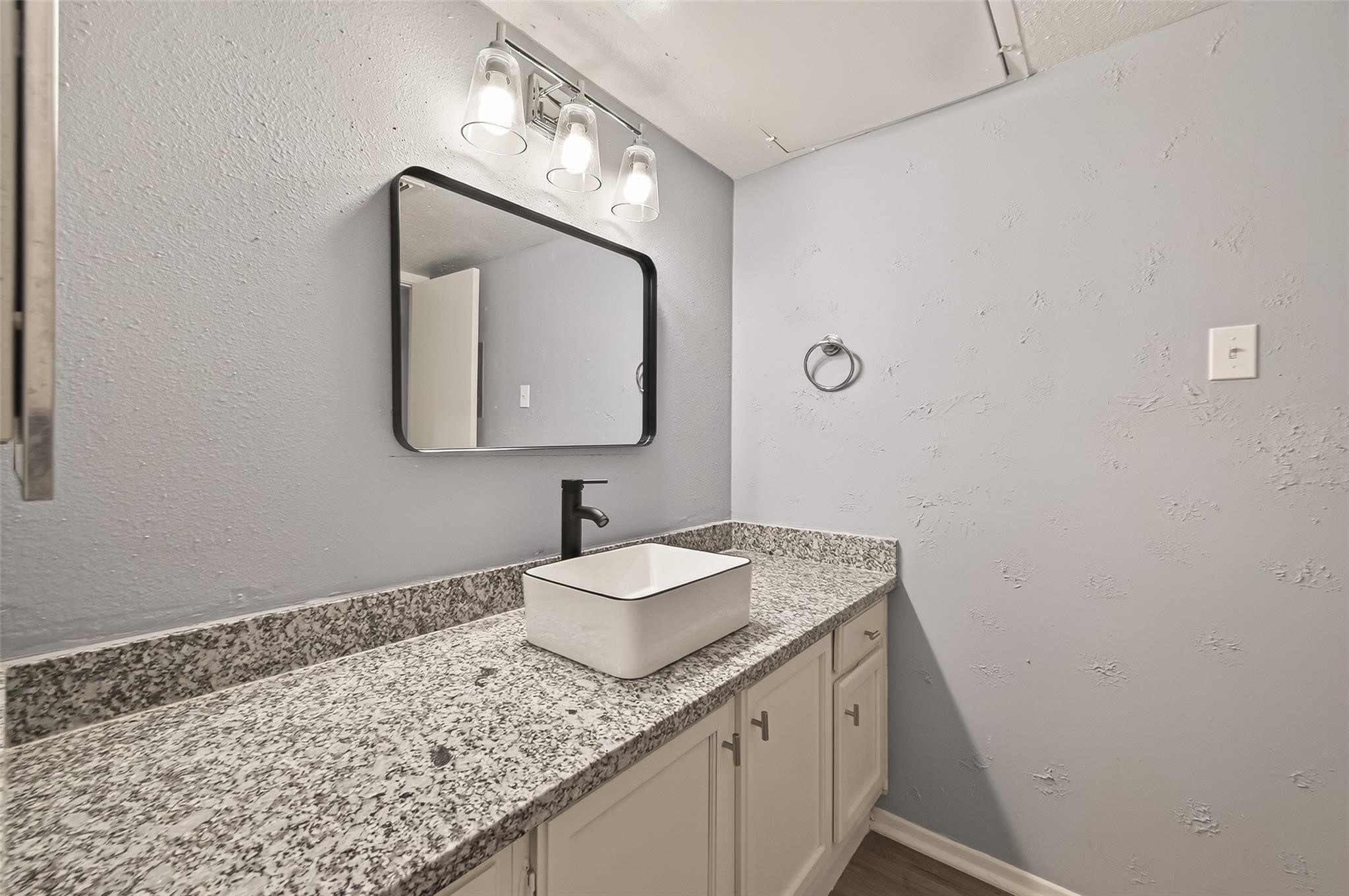 7313 Gulf Freeway, Unit 904 Houston, TX 77017 - Photo 23 of 27