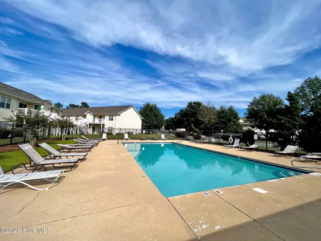 $1,350 | 4619 McClelland Drive, Unit 202, Wilmington, NC 28405