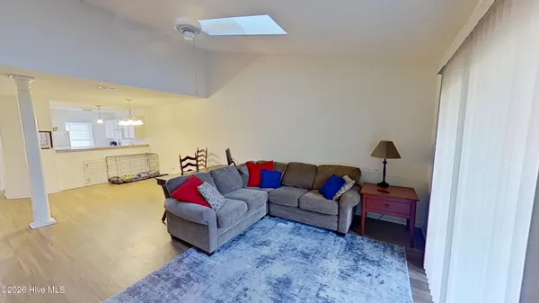 $1,325 | 4619 McClelland Drive, Unit 202, Wilmington, NC 28405