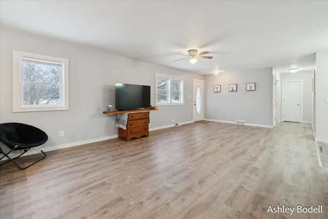 $275,000 | 14151 Shaner Avenue Northeast, Cedar Springs, MI 49319