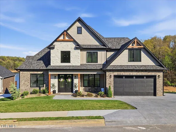 $1,250,000 | 3135 Bridgewater Boulevard, Morristown, TN 37814