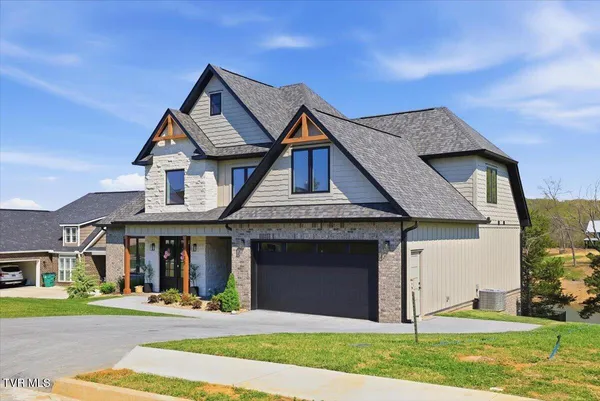 $1,250,000 | 3135 Bridgewater Boulevard, Morristown, TN 37814