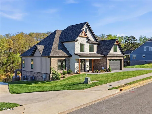 $1,250,000 | 3135 Bridgewater Boulevard, Morristown, TN 37814