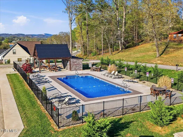 $1,250,000 | 3135 Bridgewater Boulevard, Morristown, TN 37814