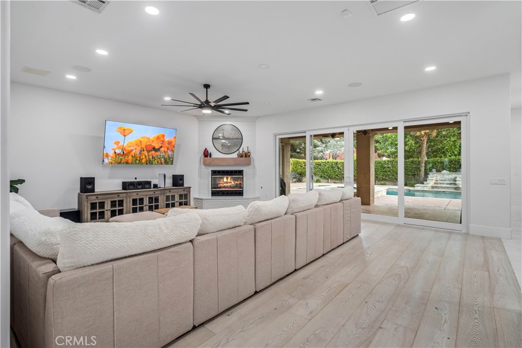 2738 Parton Circle Lancaster, CA 93536 - Photo 15 of 70