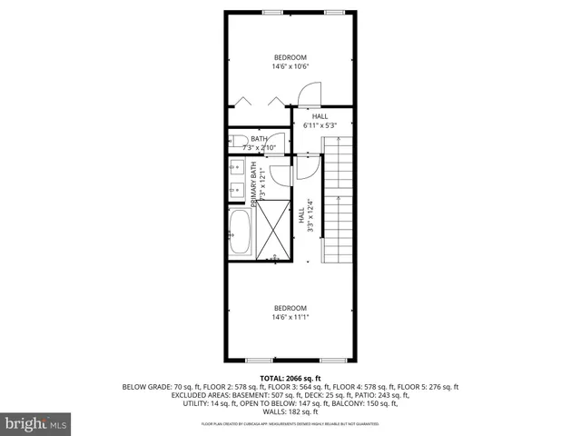 a black and white photo of a room