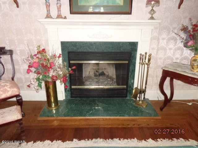 114 Foster Hill Road Milford, PA 18337 - Photo 7 of 46