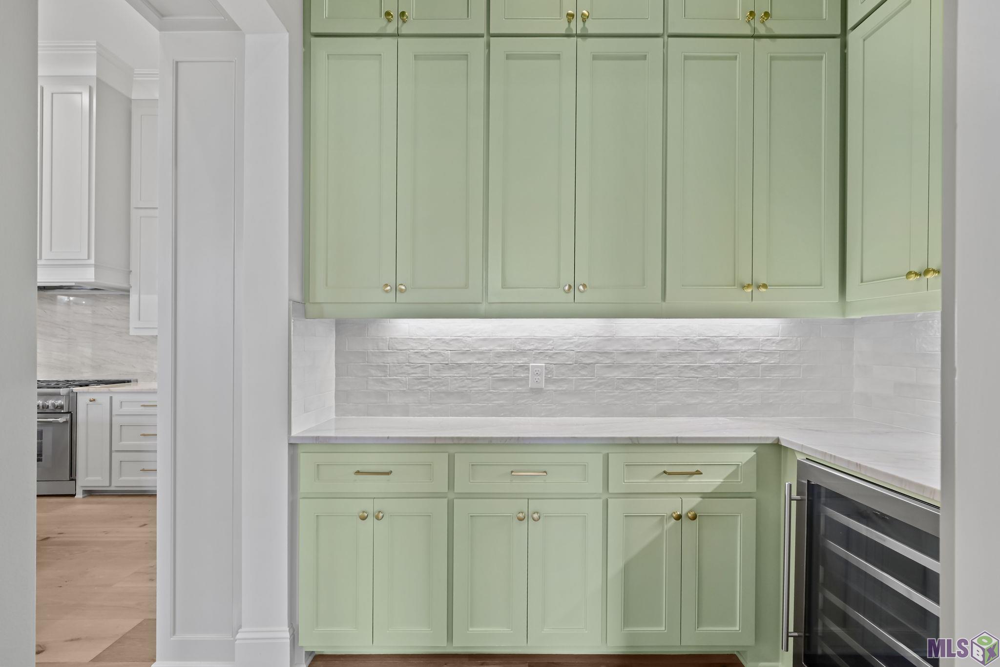 1752 Ville Marie Street Baton Rouge, LA 70808 - Photo 18 of 52 Butler pantry