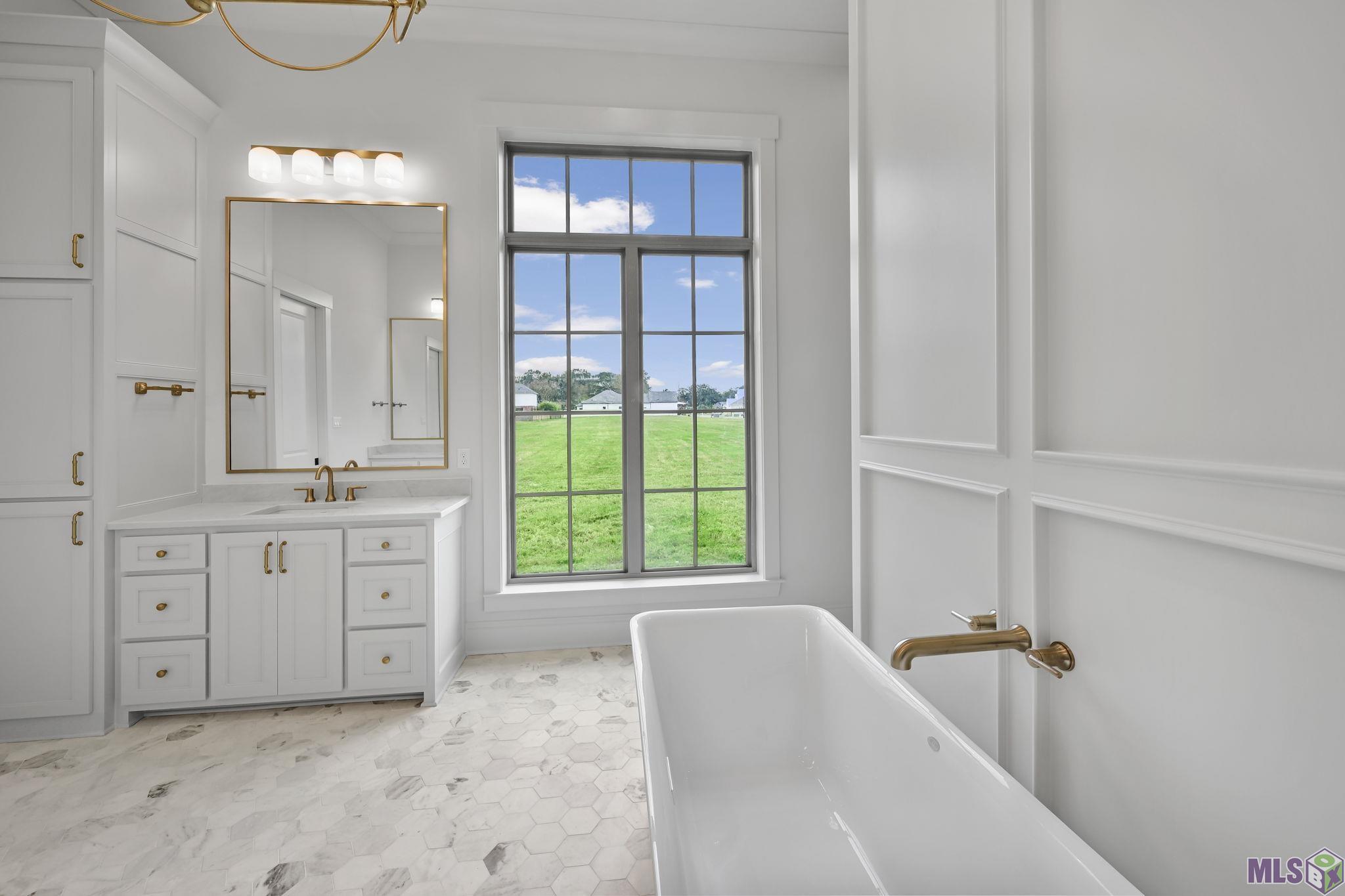 1752 Ville Marie Street Baton Rouge, LA 70808 - Photo 29 of 52 Mill work wall behind the tub