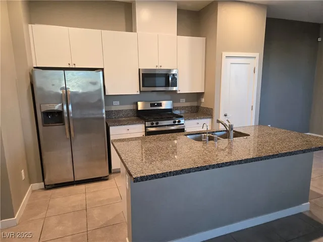 $470,000 | 3192 Timorasso Avenue, Henderson, NV 89044