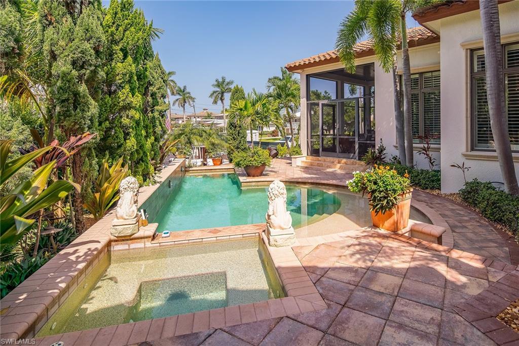 1801 Kingfish Road Naples, FL 34102 - Photo 4 of 35