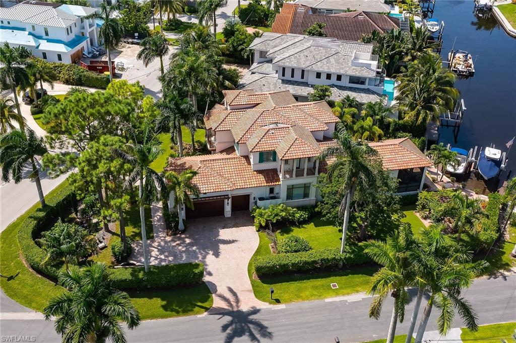 1801 Kingfish Road Naples, FL 34102 - Photo 6 of 35