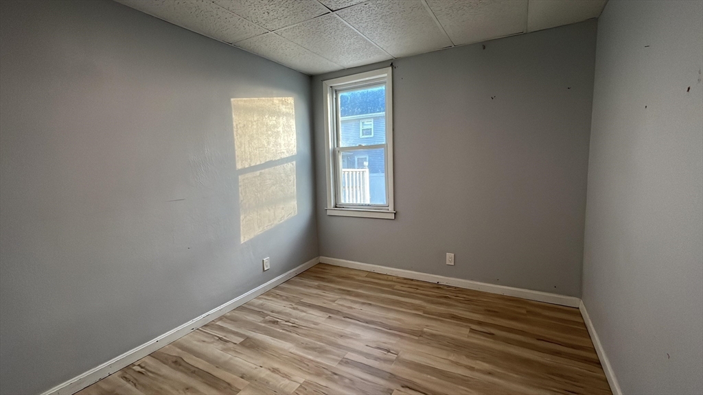 15 Hargraves Street, Unit 1 Fall River, MA 02723 - Photo 5 of 7