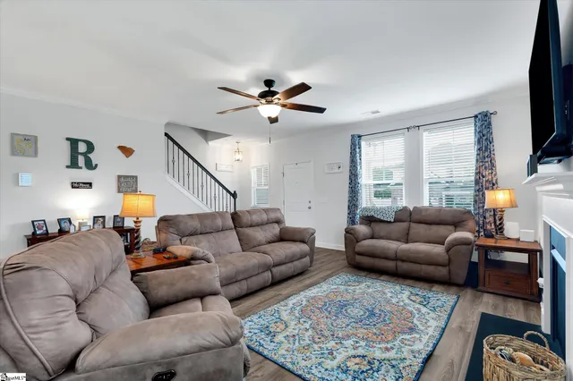 $392,500 | 320 Valley Oak Drive, Belton, SC 29627