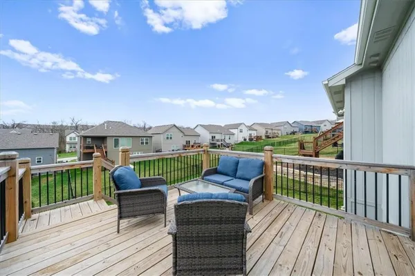 $462,000 | 16083 Ryan Circle, Parkville, MO 64152