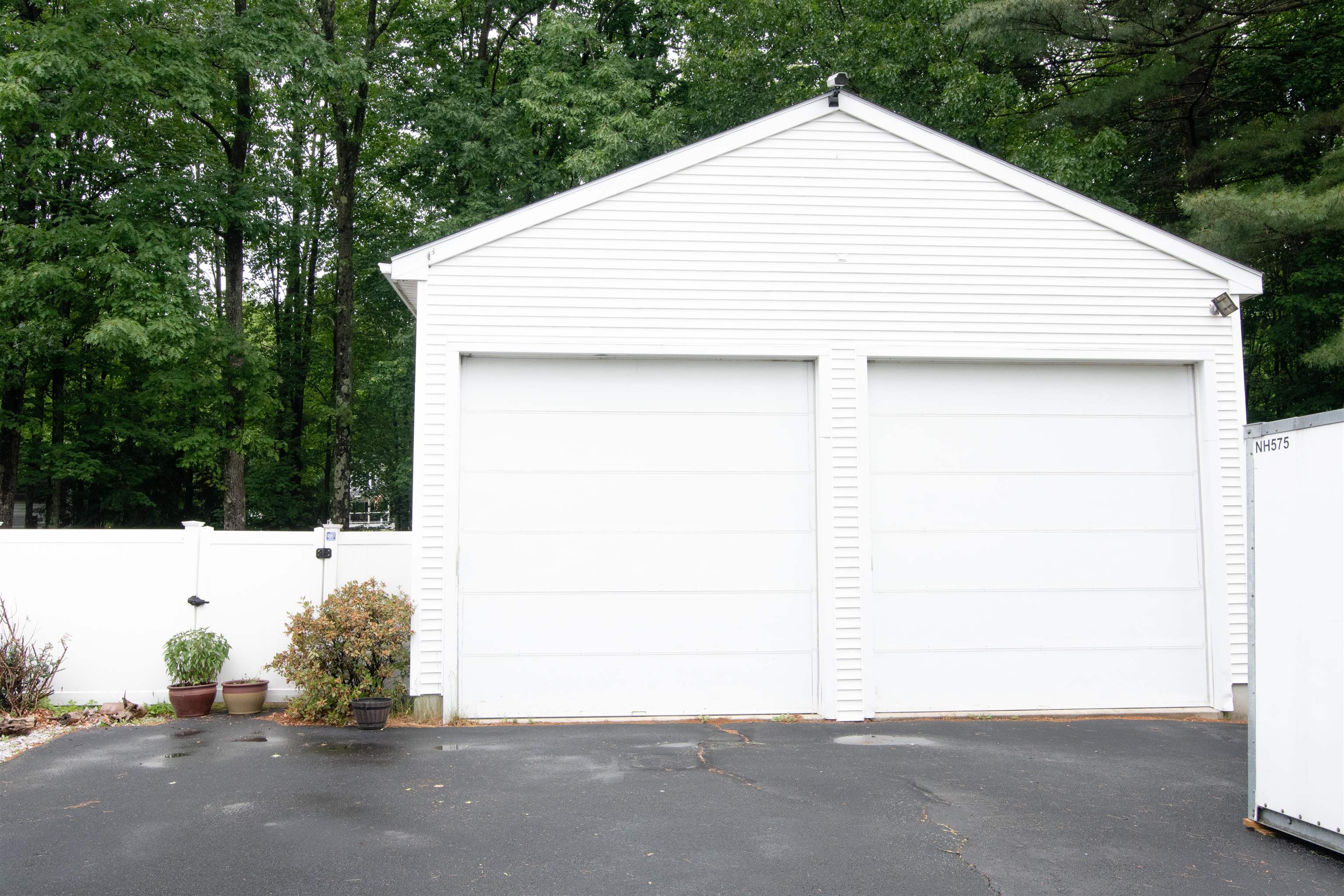 338 Lucas Road Manchester, NH 03109 - Photo 24 of 36