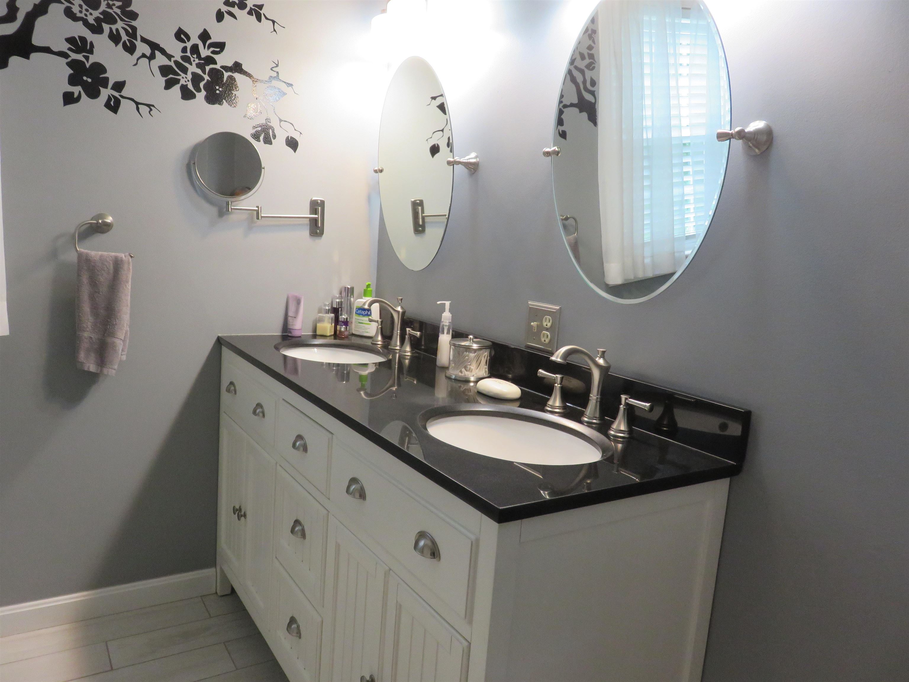 338 Lucas Road Manchester, NH 03109 - Photo 10 of 36