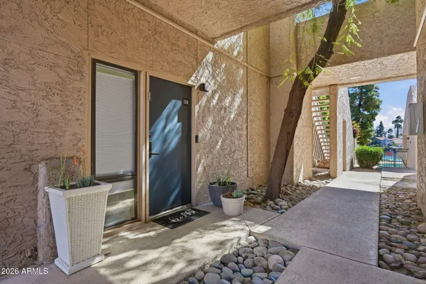 $399,900 | 1207 East Northshore Drive, Unit 136, Tempe, AZ 85283
