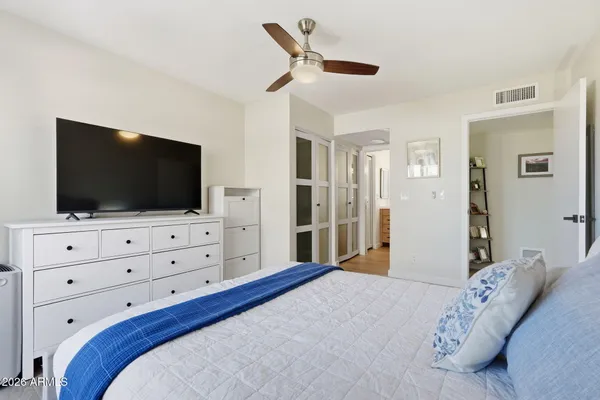 $399,900 | 1207 East Northshore Drive, Unit 136, Tempe, AZ 85283