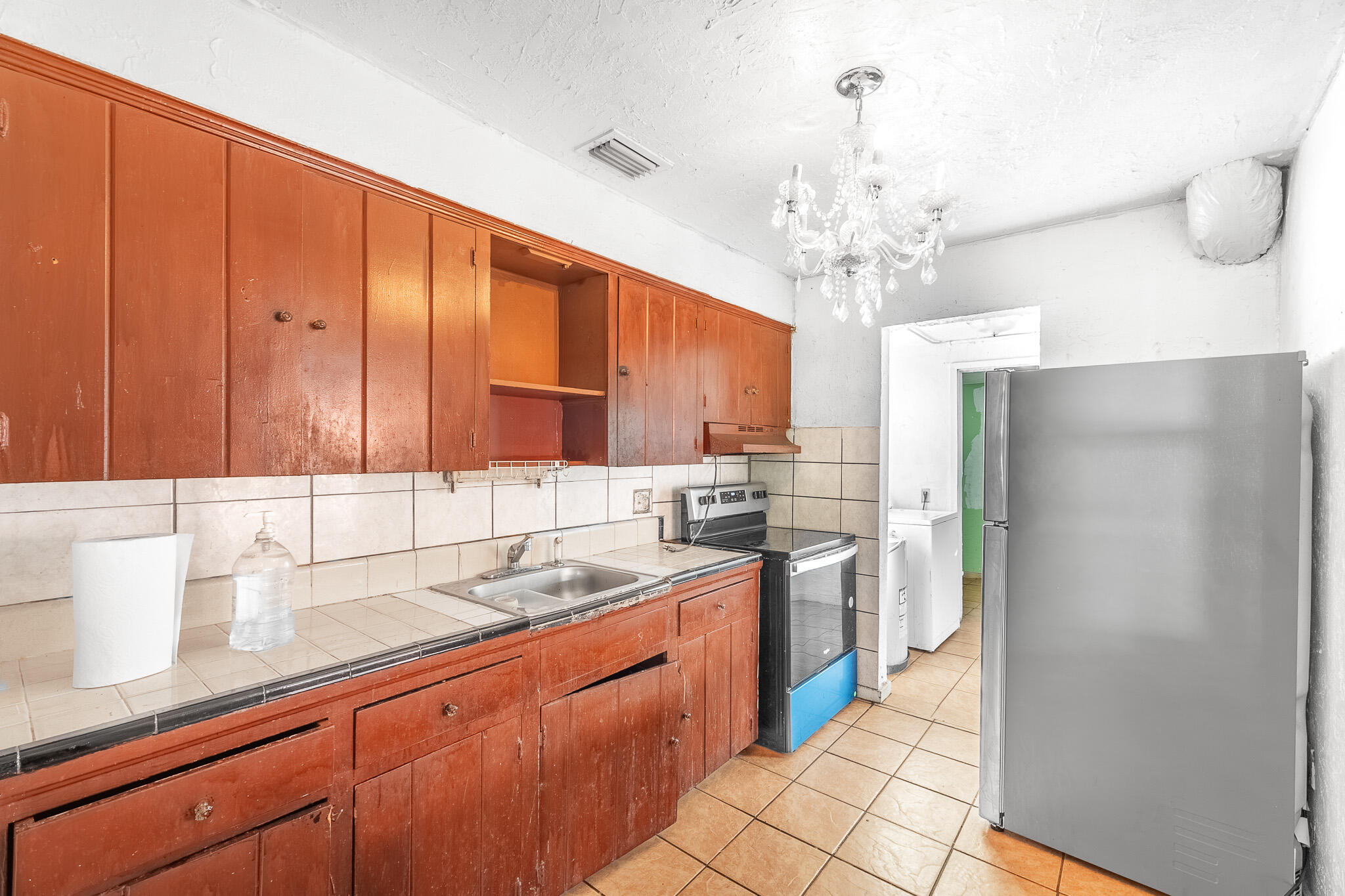 4001 Ave O Fort Pierce, FL 34947 - Photo 8 of 26 7