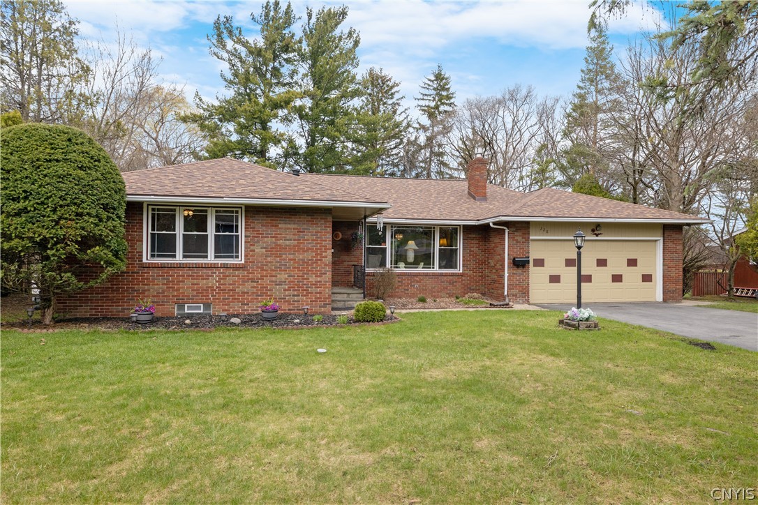 228 Ridgecrest Road De Witt, NY 13214 - Photo 3 of 50