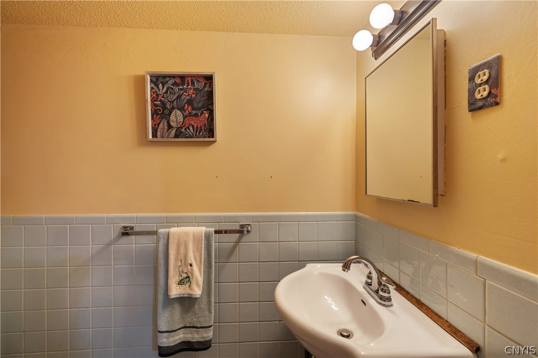 228 Ridgecrest Road De Witt, NY 13214 - Photo 40 of 50