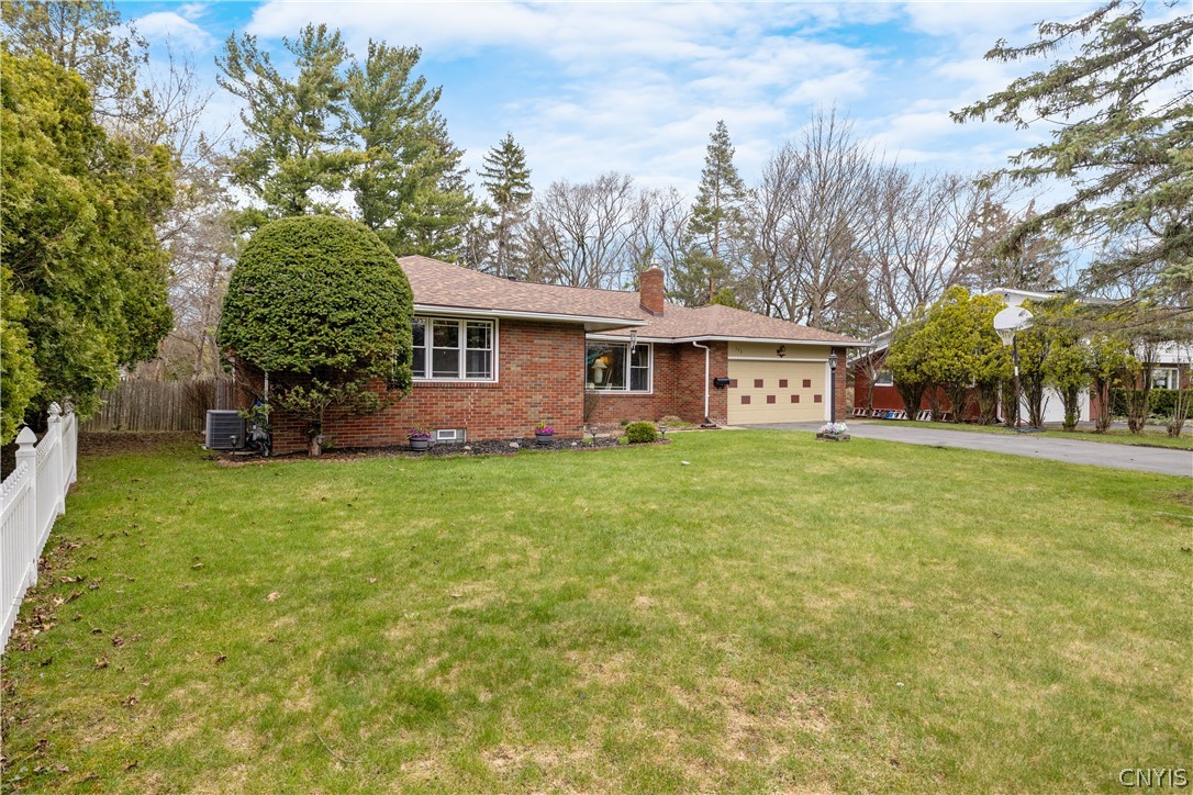 228 Ridgecrest Road De Witt, NY 13214 - Photo 4 of 50