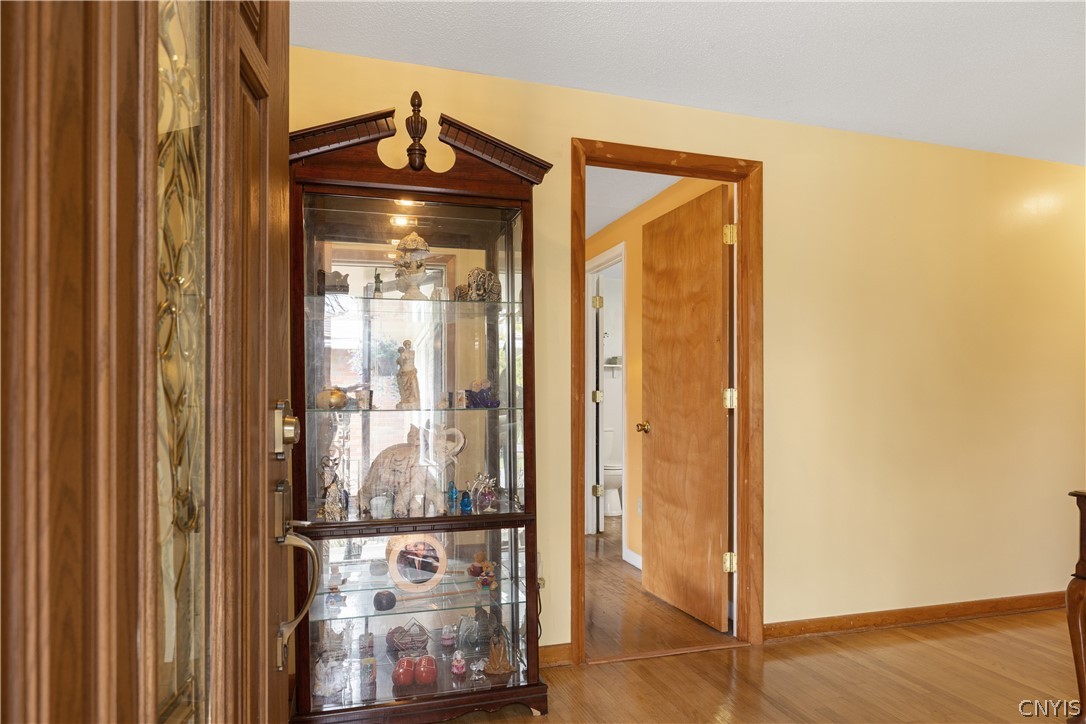 228 Ridgecrest Road De Witt, NY 13214 - Photo 6 of 50