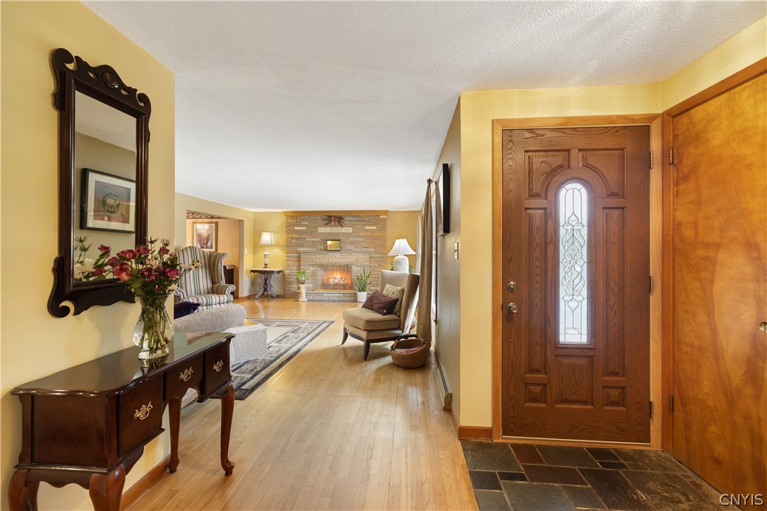 228 Ridgecrest Road De Witt, NY 13214 - Photo 8 of 50