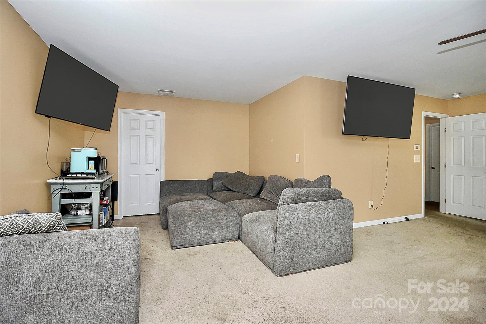 3416 Ashley View Drive Charlotte, NC 28213 - Photo 17 of 28 a living room with furniture and a flat screen tv
