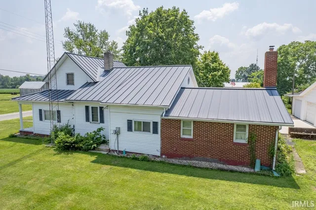 $180,000 | 6970 North 100 West, Hartford City, IN 47348